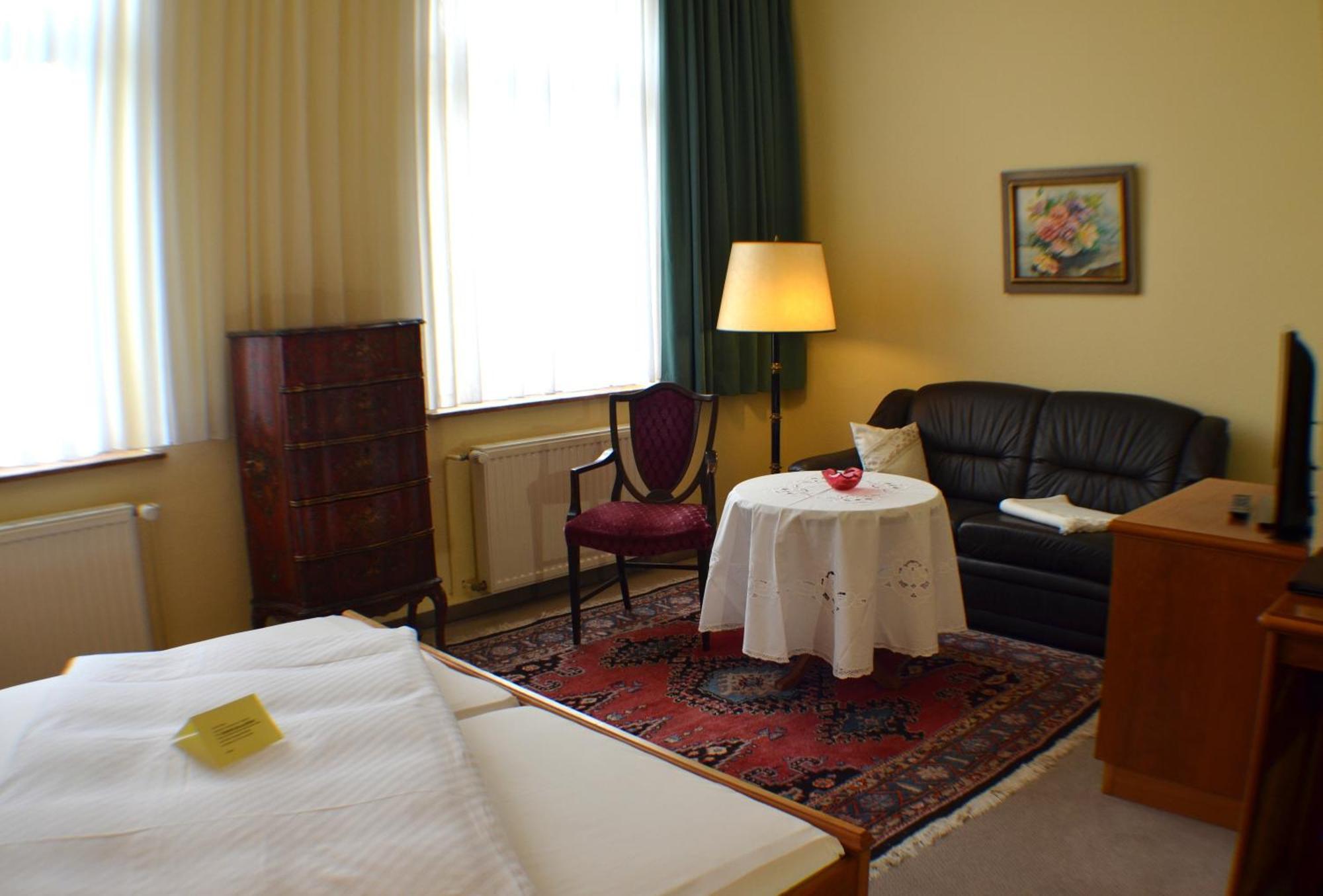 Hotel Fuerstenhof Rathenow Quarto foto